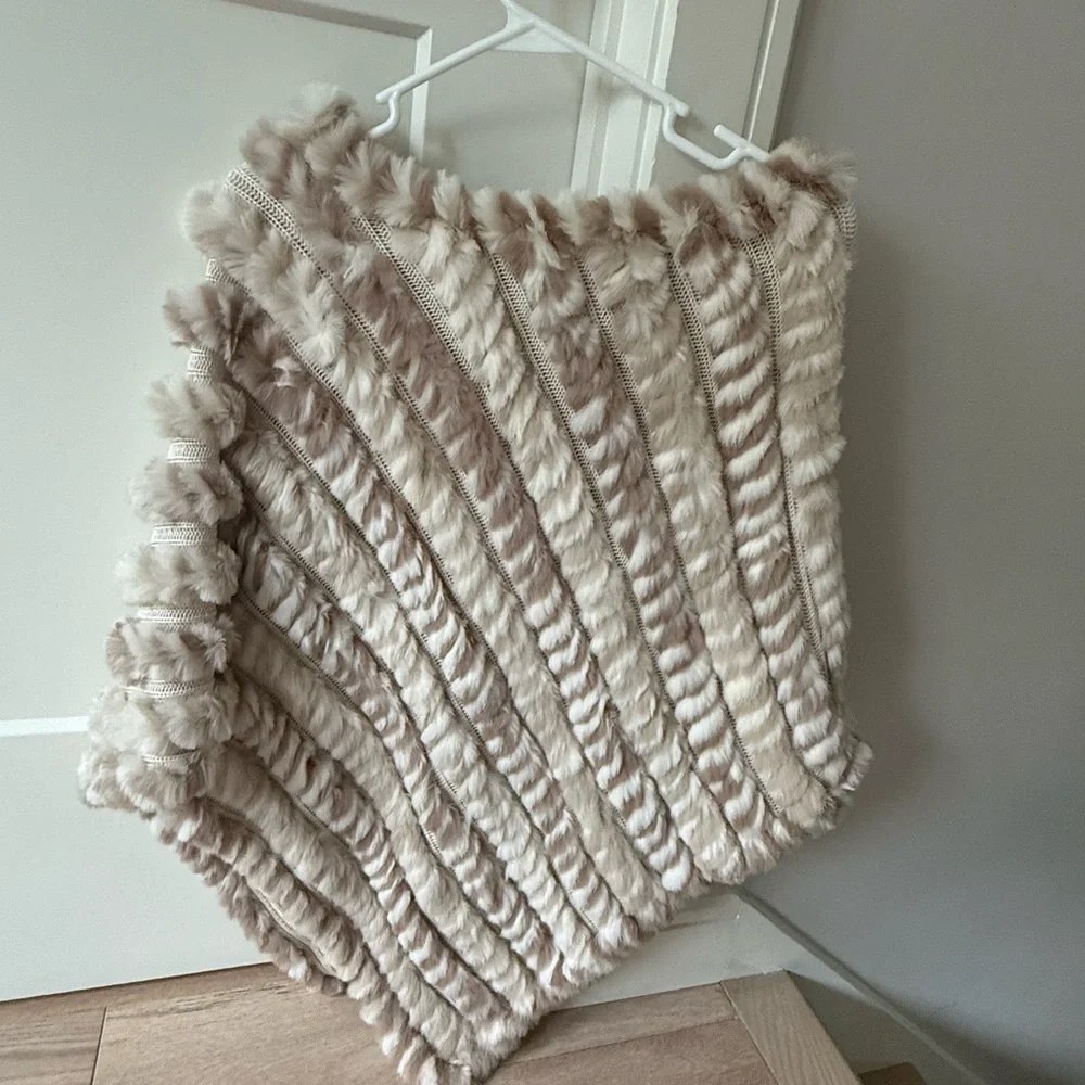 Luxurious Cream Fur Poncho